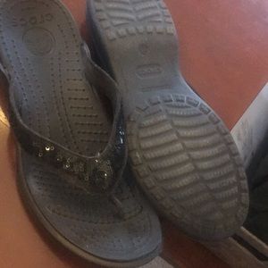 🖤Black sequined crocs🖤